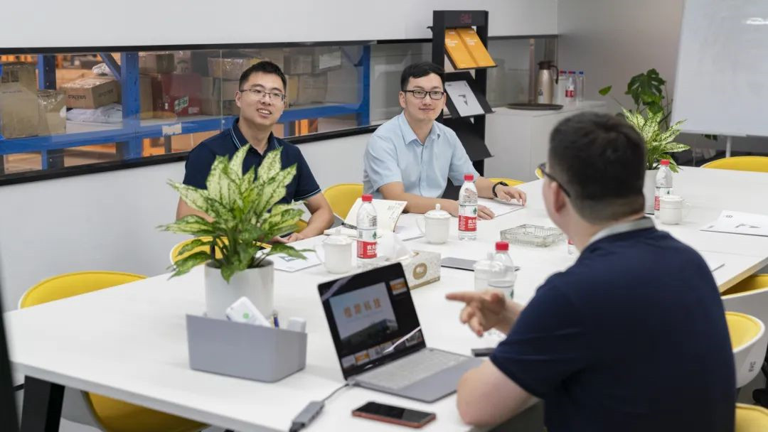 橙犀清潔設(shè)備 橙犀清潔設(shè)備