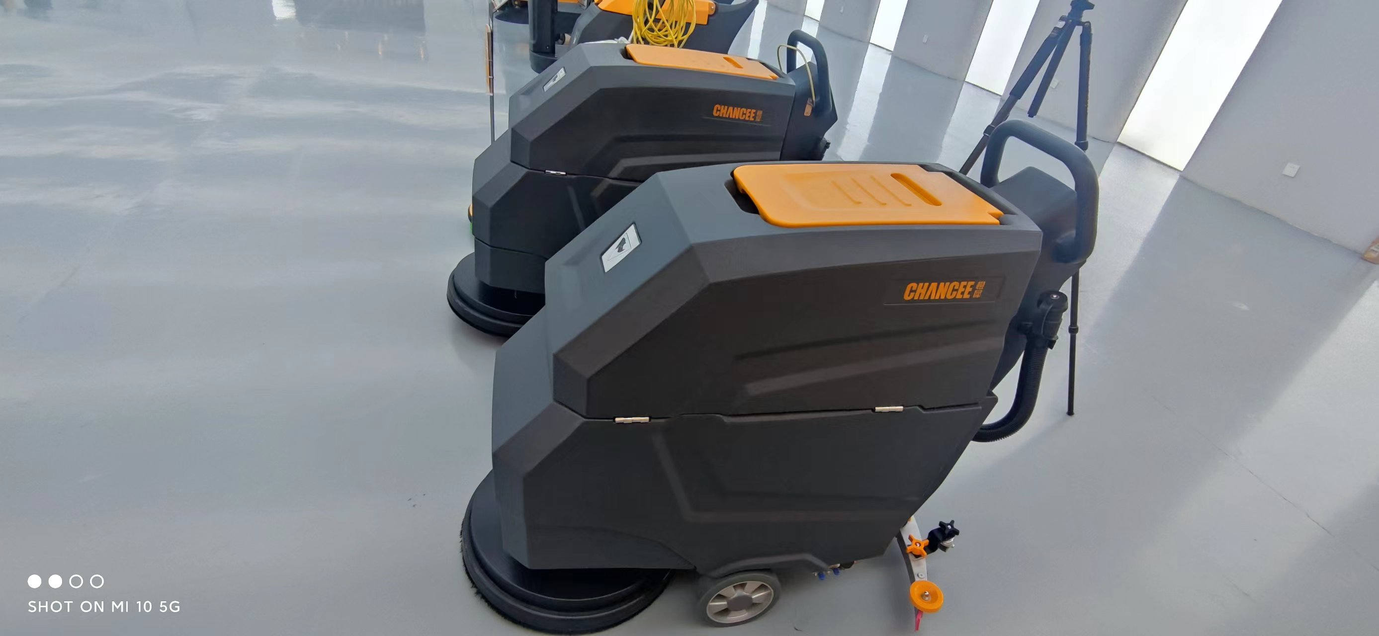 手推式洗地機(jī)的日常維護(hù)技巧怎么操作