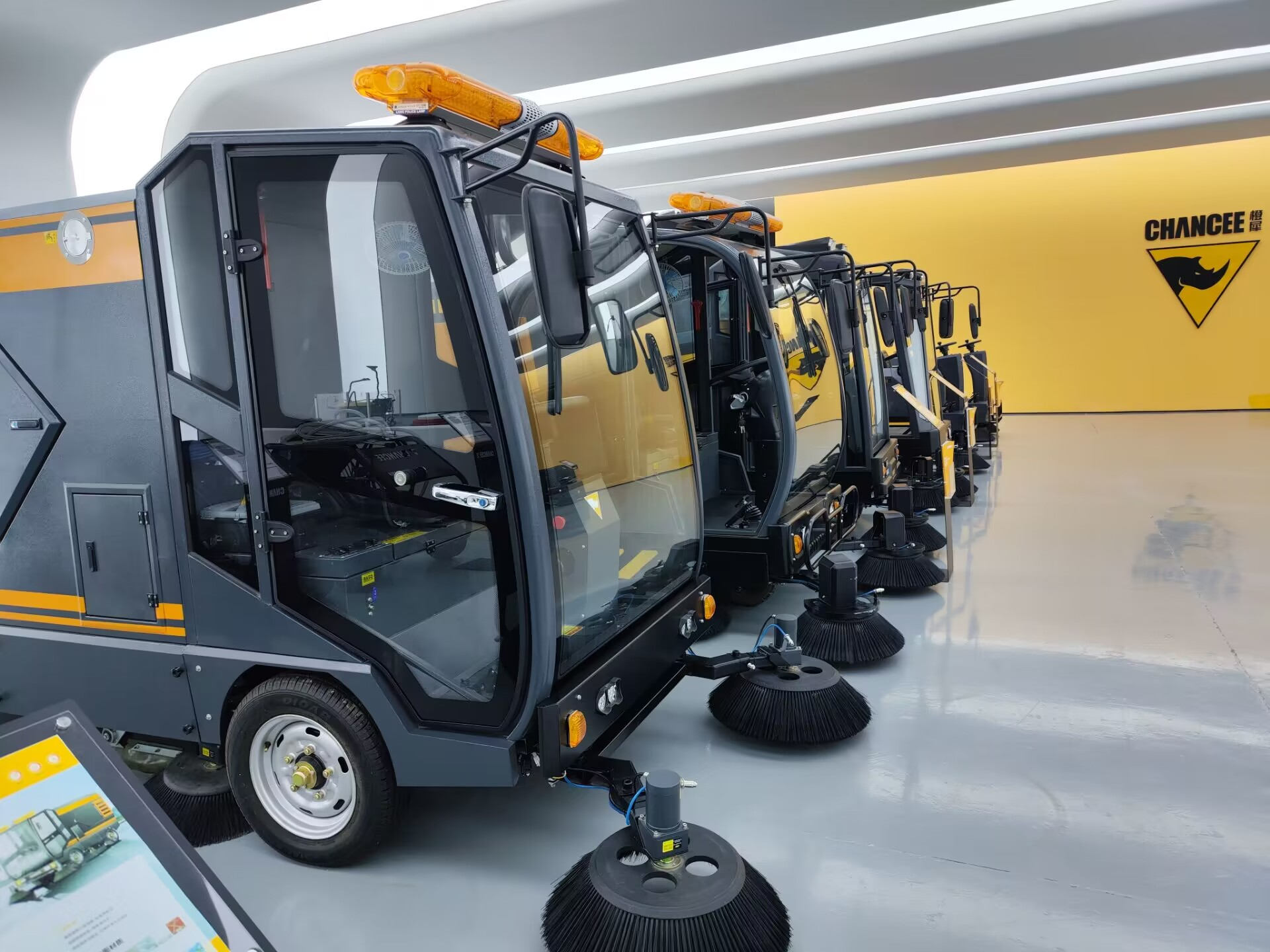 掃地機廠家提供的工業(yè)掃地機可以在社區(qū)使用嗎